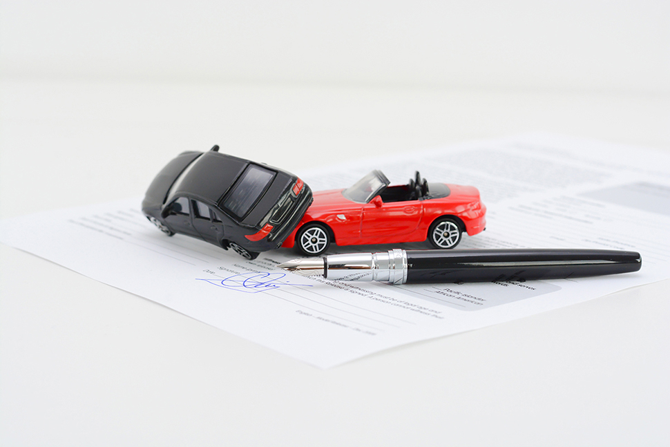 modal car and large pen